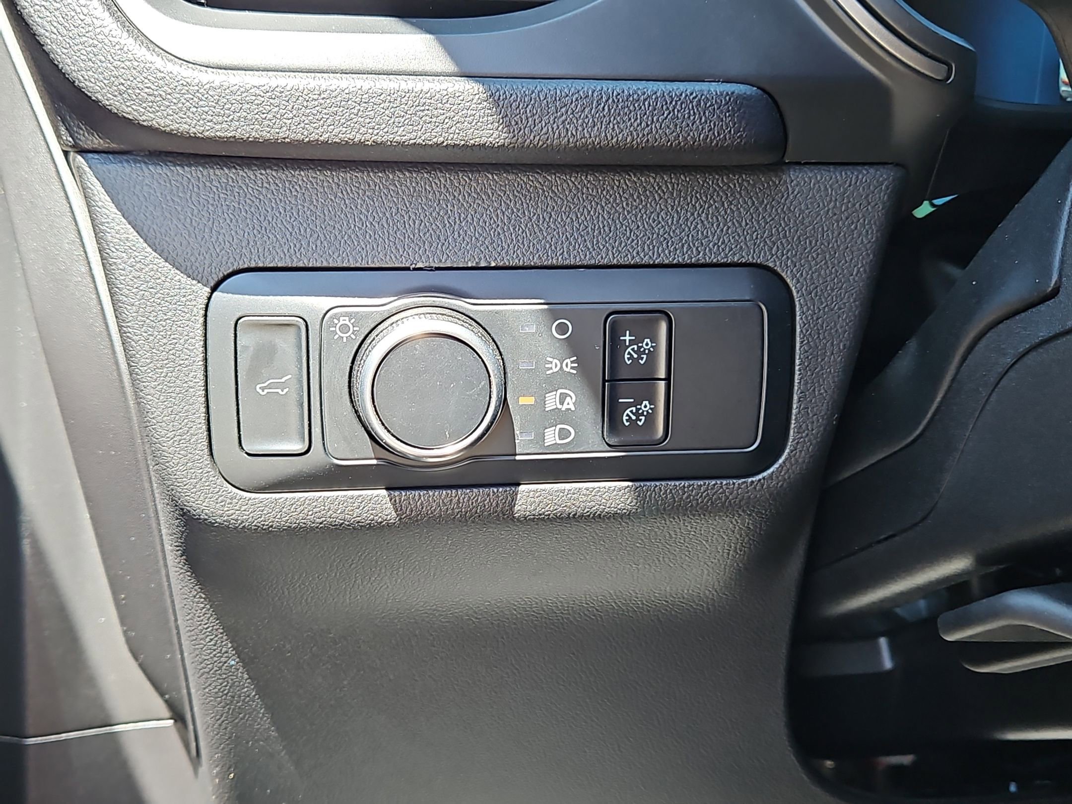 Used 2024 Ford Escape Active image 25