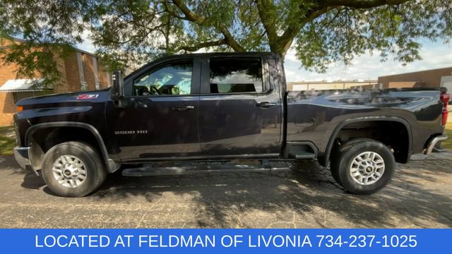 Used 2024 Chevrolet Silverado 2500 LT w/ Convenience Package AWD/4WD image 5
