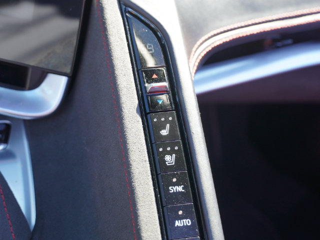 Used 2021 Chevrolet Corvette Stingray Premium Conv w/ Z51 Performance Package RWD image 37