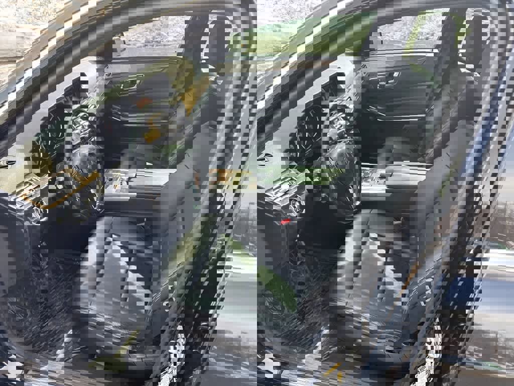 Used 2015 Mercedes-Benz E 350 Sedan image 30