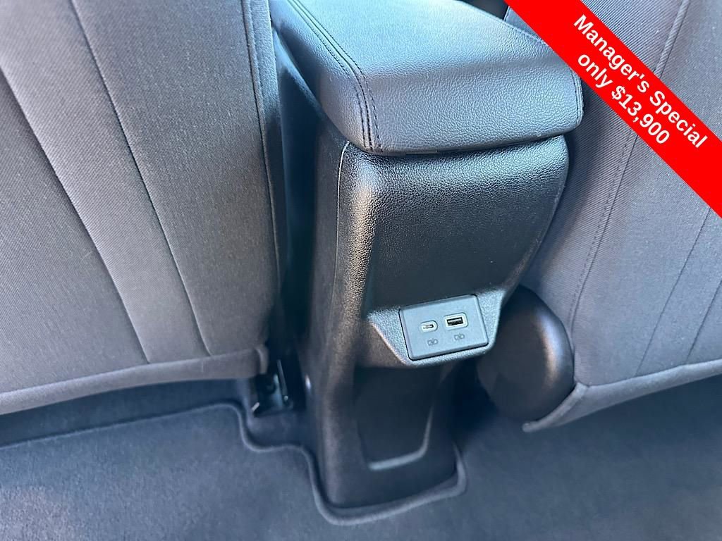 Used 2023 Chevrolet Bolt EUV LT w/ Driver Confidence Package image 18