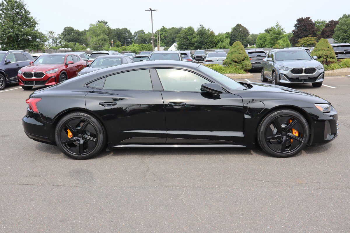 Used 2023 Audi RS e-tron GT w/ Carbon Performance Package AWD/4WD image 4