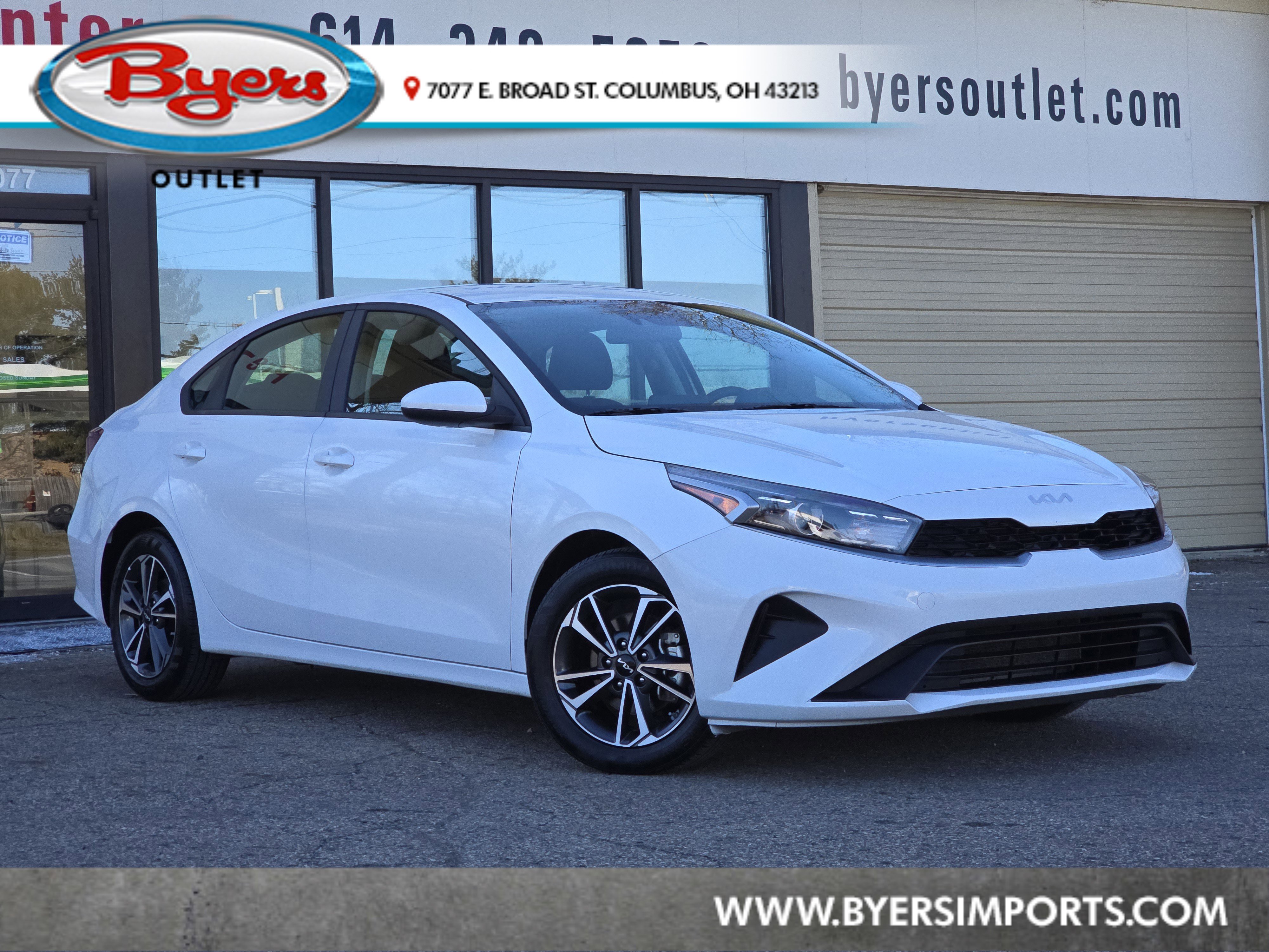 Used 2024 Kia Forte LXS image 1