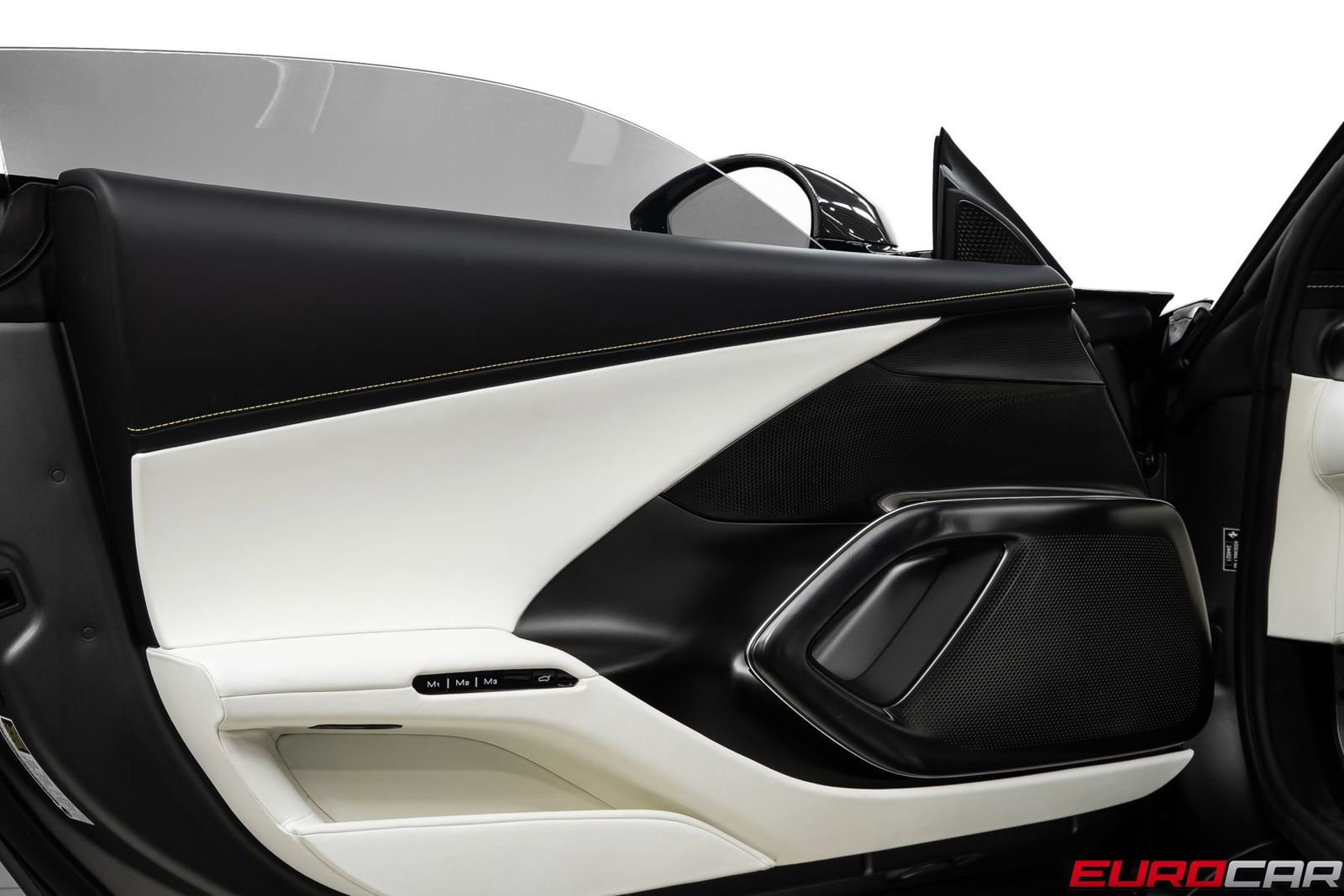 Used 2025 Ferrari 12Cilindri RWD image 30