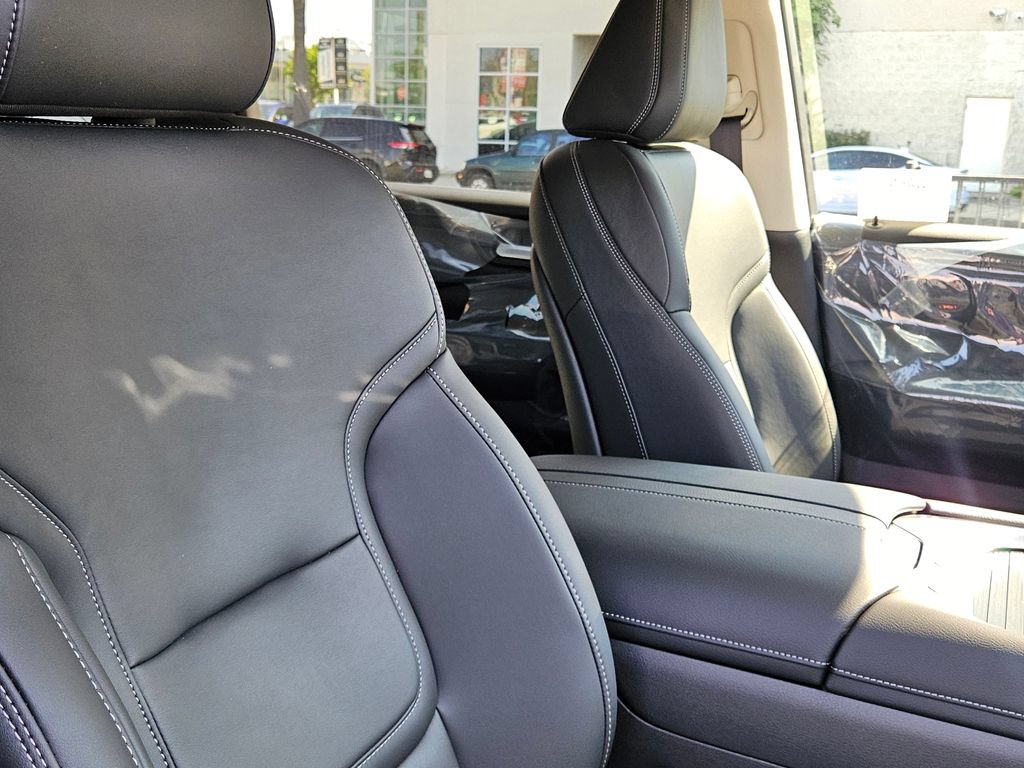 New 2026 Nissan Armada SV RWD image 14
