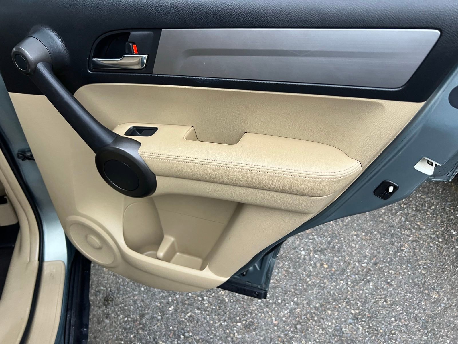 Used 2011 Honda CR-V EX-L image 24