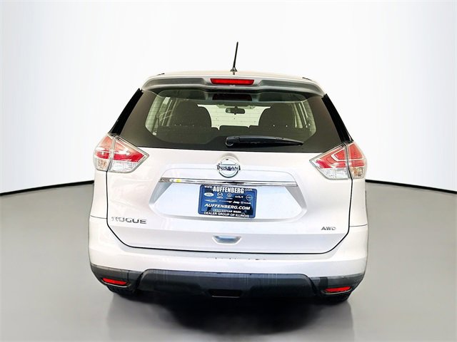 Used 2016 Nissan Rogue S image 6