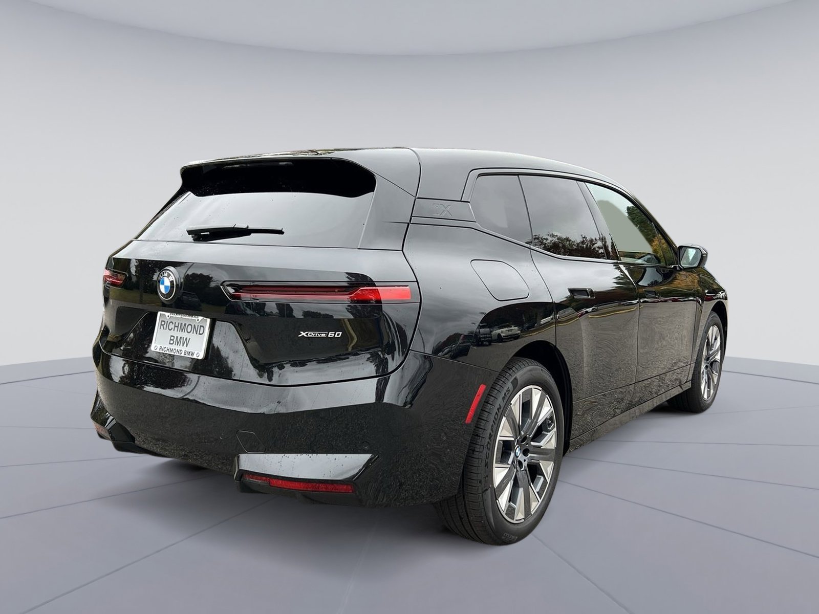 New 2026 BMW iX xDrive60 image 5