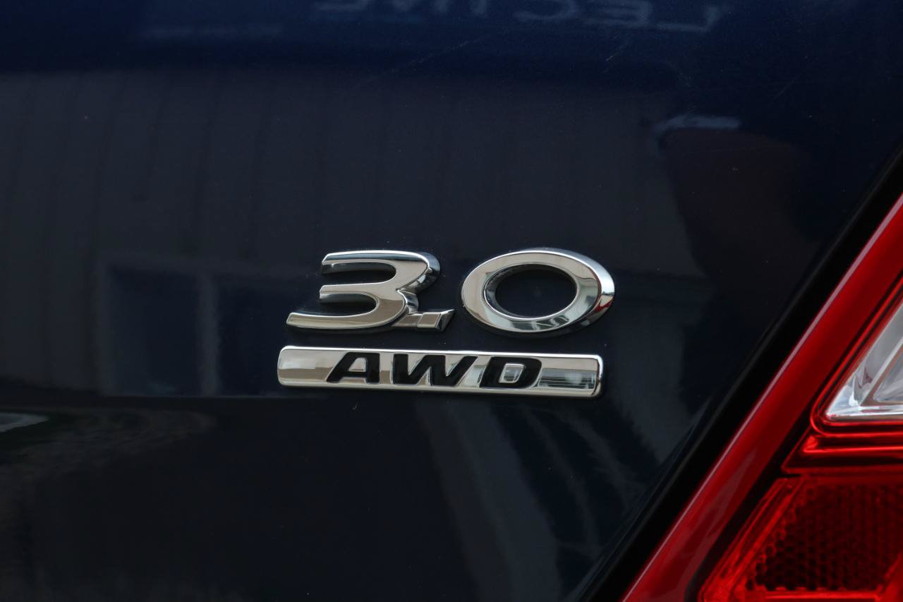 Used 2017 Jaguar XJ R-Sport AWD/4WD image 13