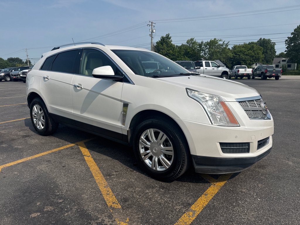 Used 2010 Cadillac SRX Luxury FWD image 4