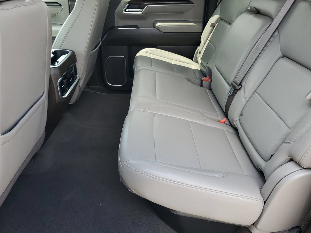 Used 2023 GMC Sierra 1500 SLT w/ SLT Premium Package AWD/4WD image 22