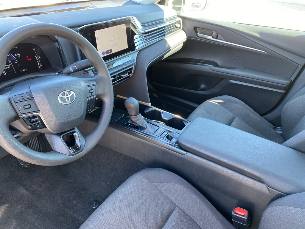 Used 2025 Toyota Camry LE FWD image 10