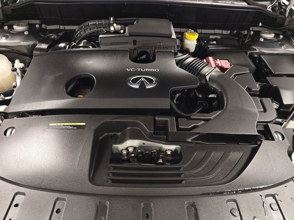 Used 2023 INFINITI QX50 Luxe FWD image 17
