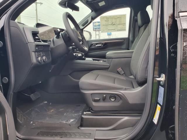 New 2026 Chevrolet Suburban LS image 8