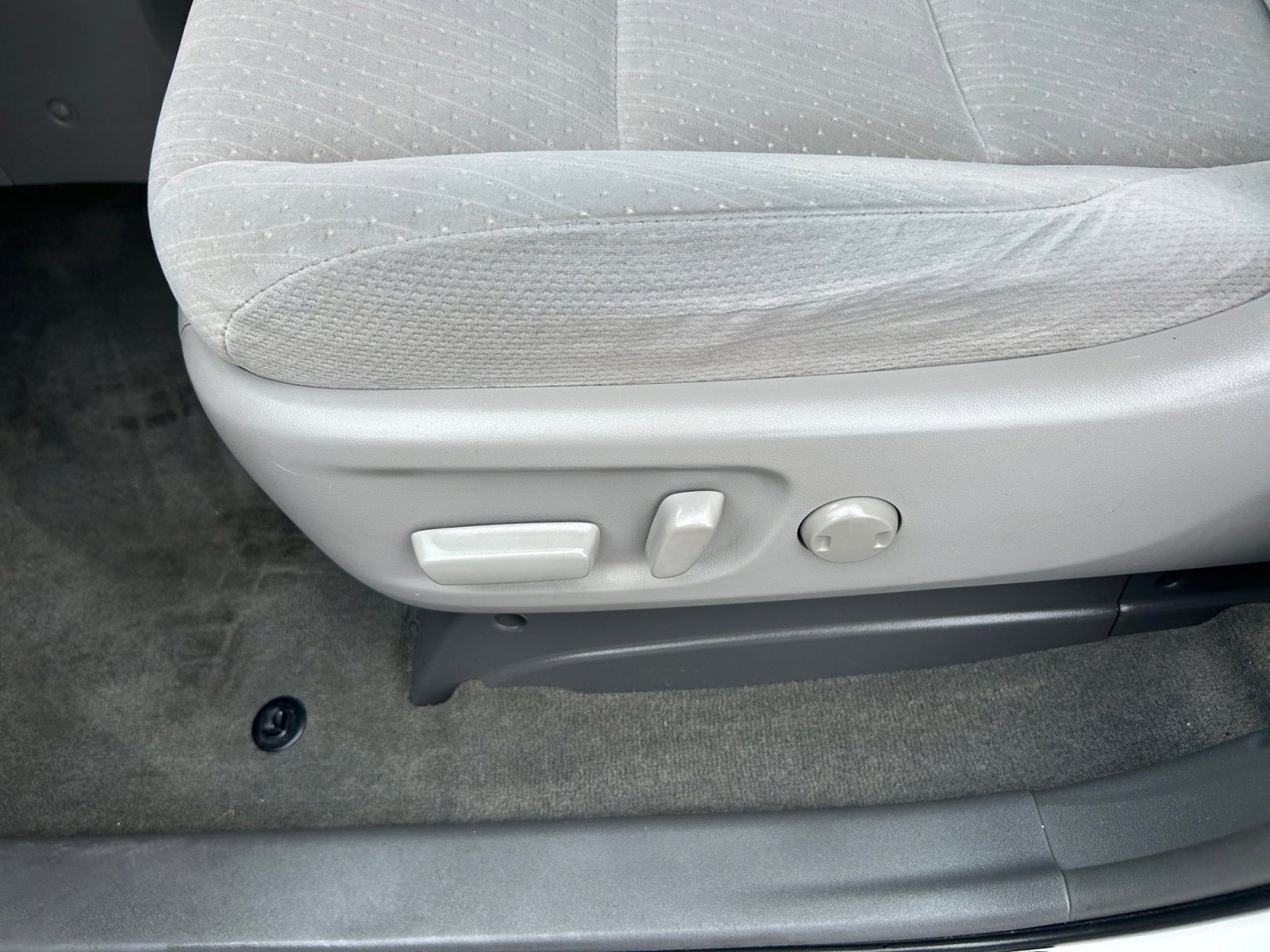 Used 2017 Toyota Sienna LE FWD image 14