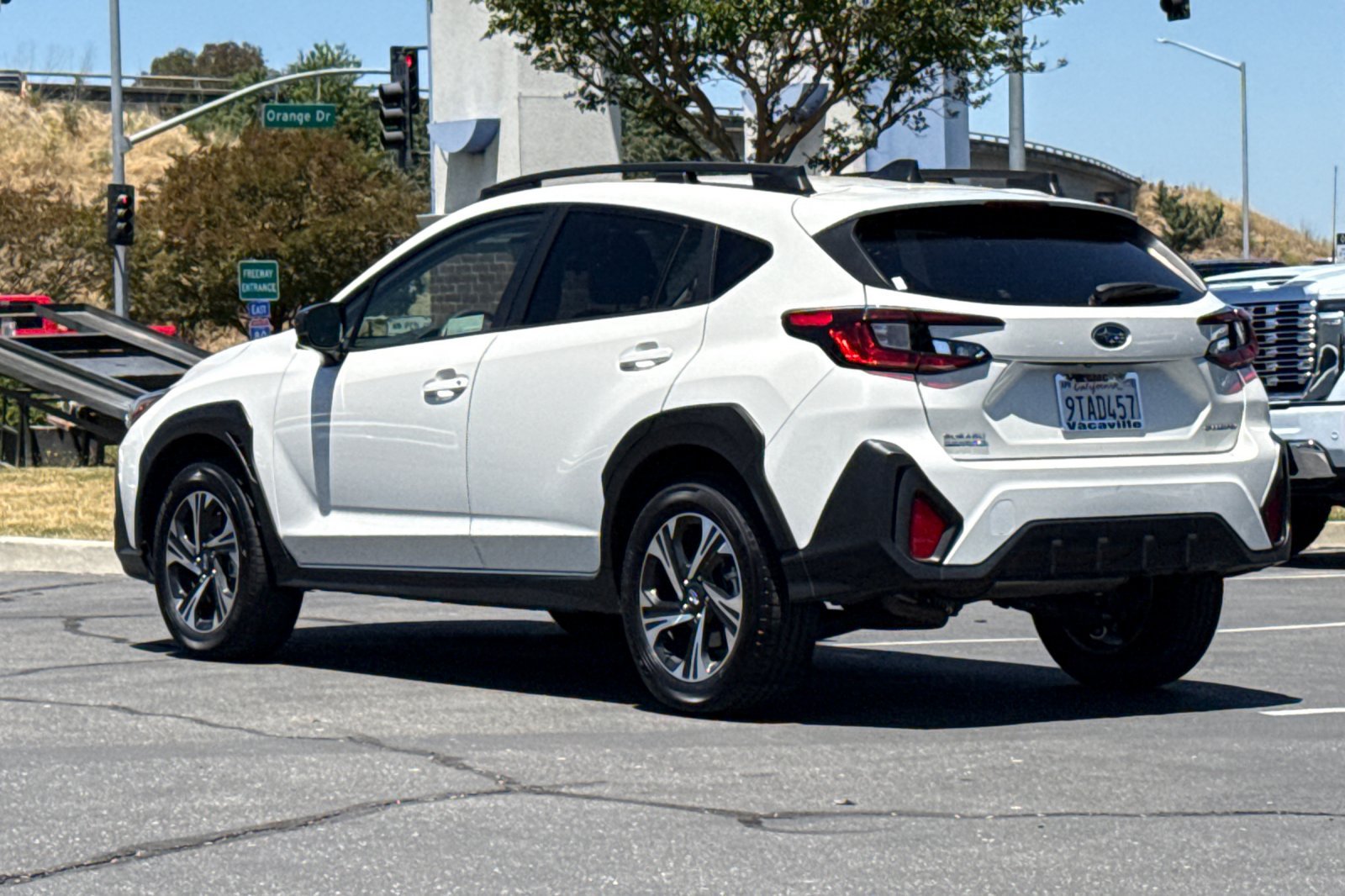Used 2025 Subaru Crosstrek 2.5i Premium AWD/4WD image 7
