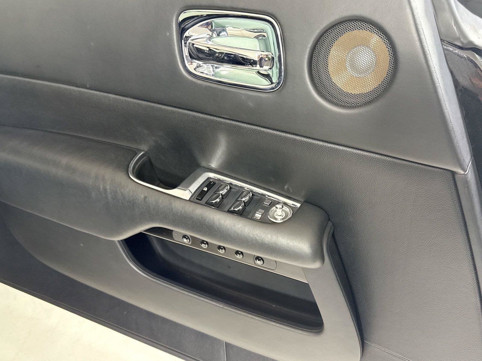 Used 2014 Rolls-Royce Wraith RWD image 11
