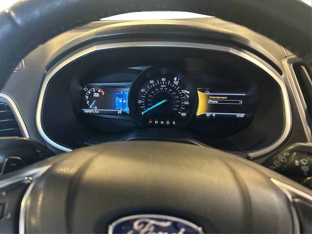 Certified 2020 Ford Edge SEL w/ Cold Weather Package AWD/4WD image 25