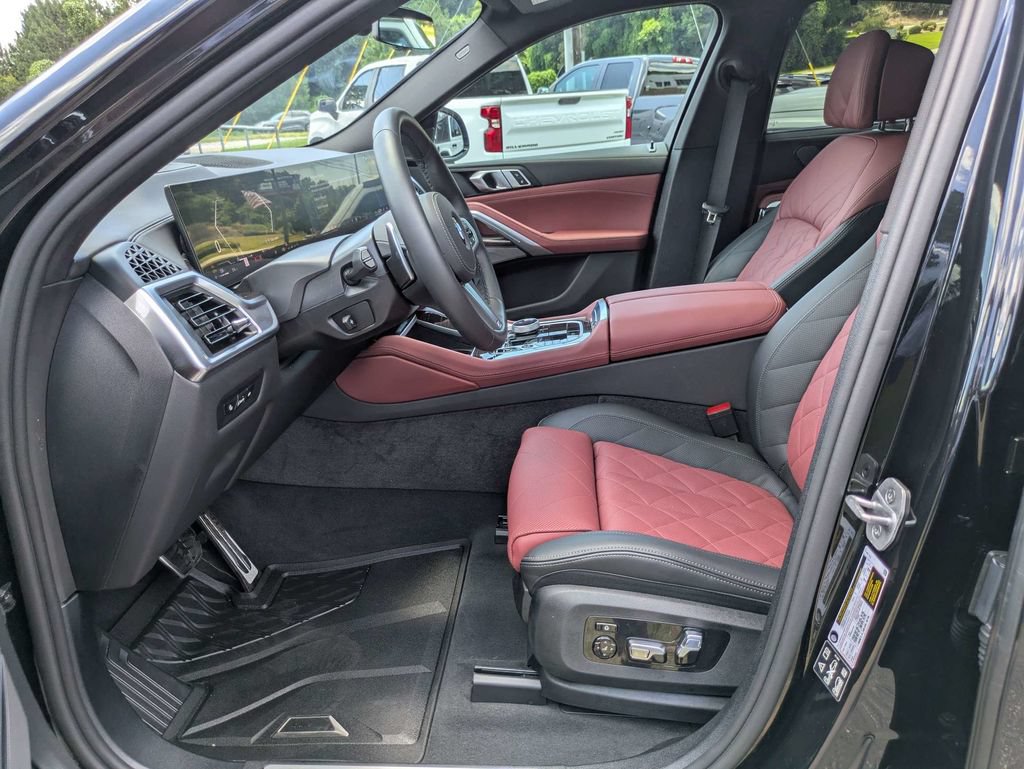 Used 2026 BMW X6 xDrive40i w/ Executive Package AWD/4WD image 21