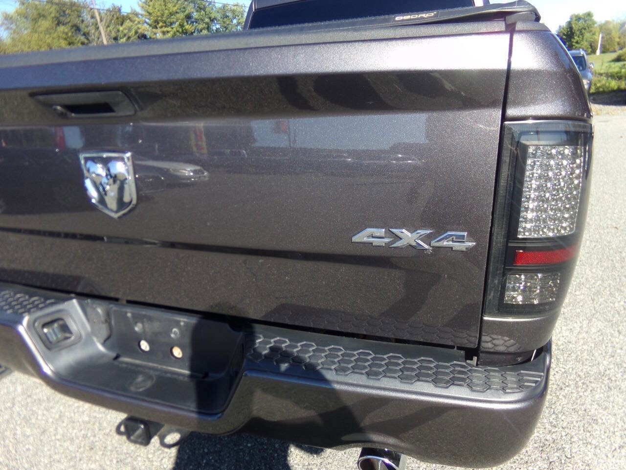 Used 2019 RAM 1500 Express w/ Express Value Package image 8