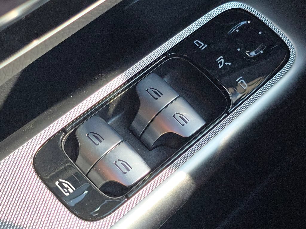 New 2027 Mercedes-Benz GLC 300 4MATIC image 26