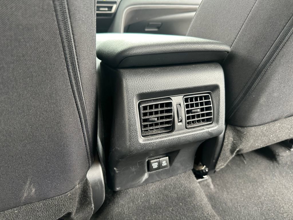 Used 2025 Toyota Camry LE image 26