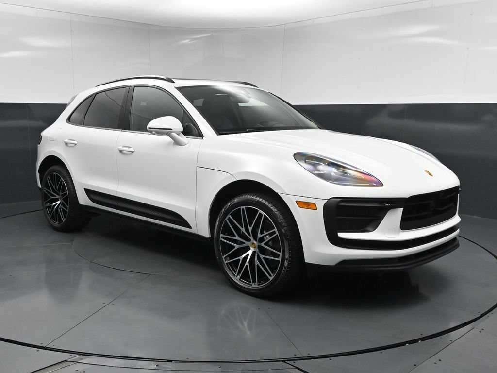 New 2026 Porsche Macan AWD/4WD image 12