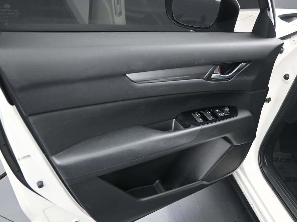 Used 2019 MAZDA CX-5 Sport w/ I-ACTIVSENSE Package image 10