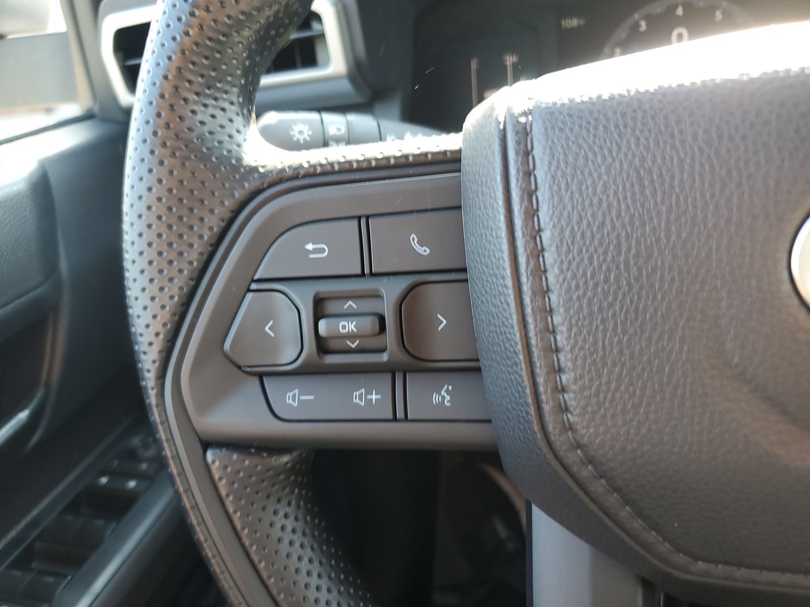 Certified 2026 Toyota Tacoma SR5 AWD/4WD image 22