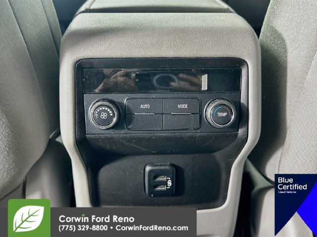 Used 2017 GMC Acadia SLE AWD/4WD image 30