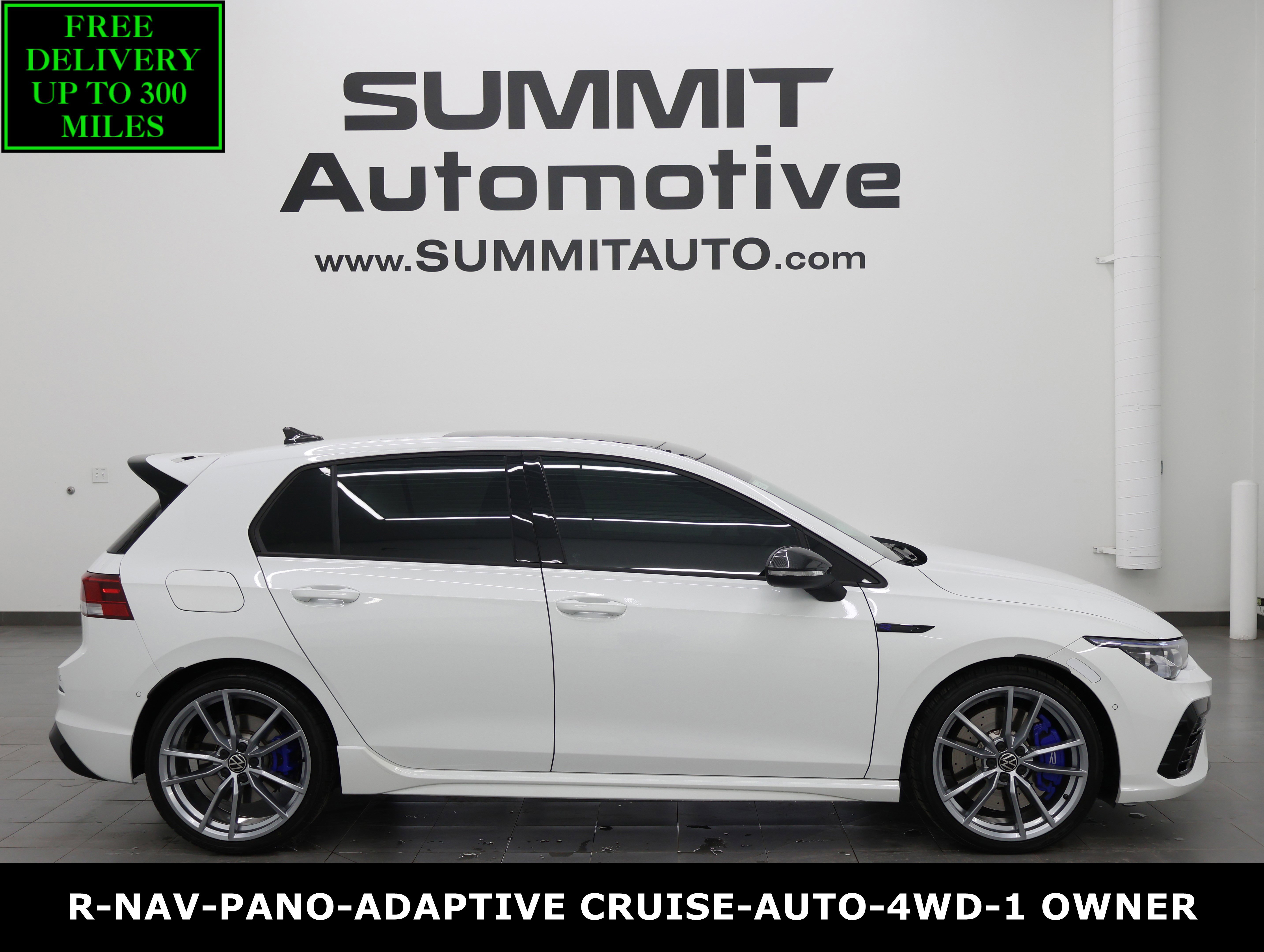 Used 2024 Volkswagen Golf R image 1