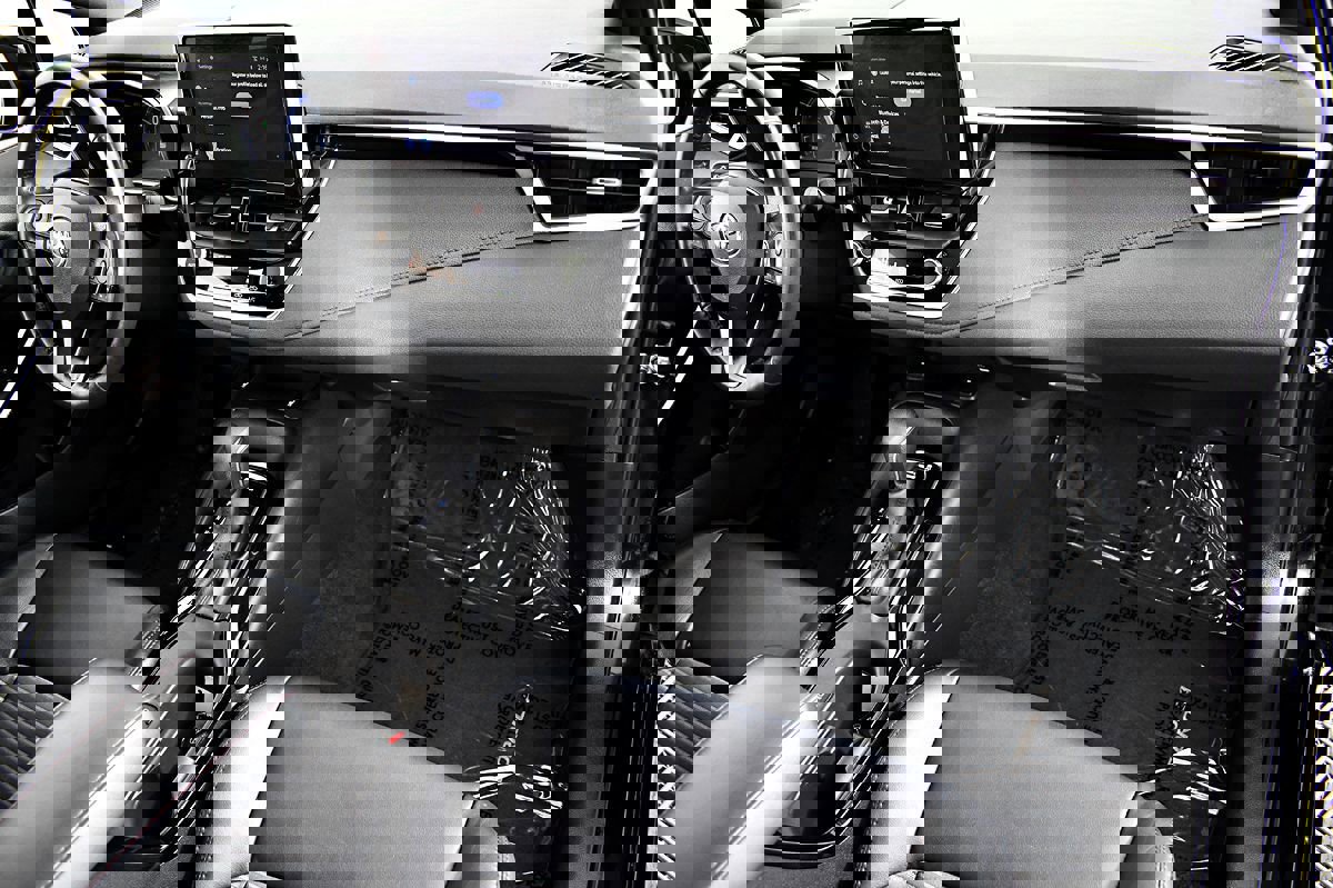 Used 2023 Toyota Corolla XSE w/ Carpet Mat Package (TMS) image 22