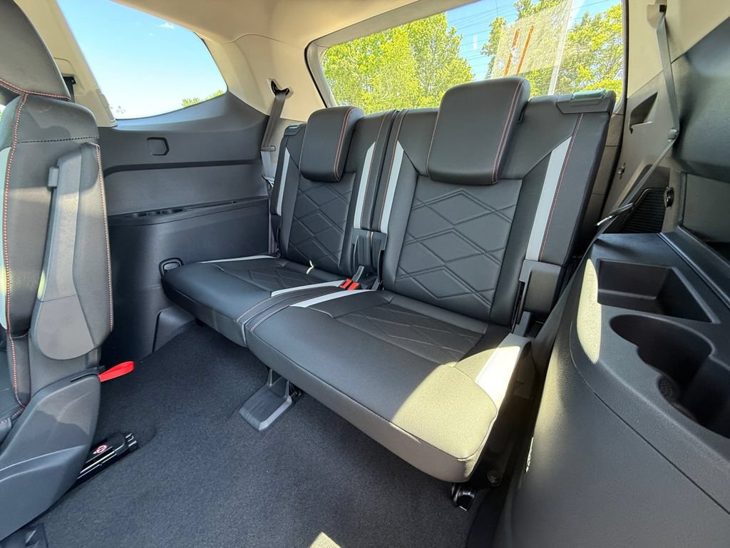 New 2026 Volkswagen Atlas Peak Edition AWD/4WD image 24