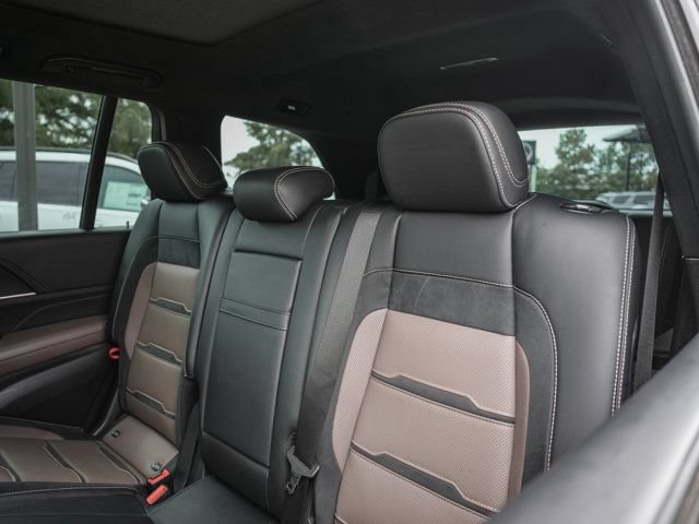 Certified 2022 Mercedes-Benz GLS 63 AMG 4MATIC image 31