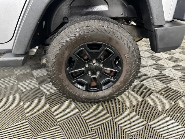 Used 2015 Jeep Wrangler Unlimited Sport AWD/4WD image 25