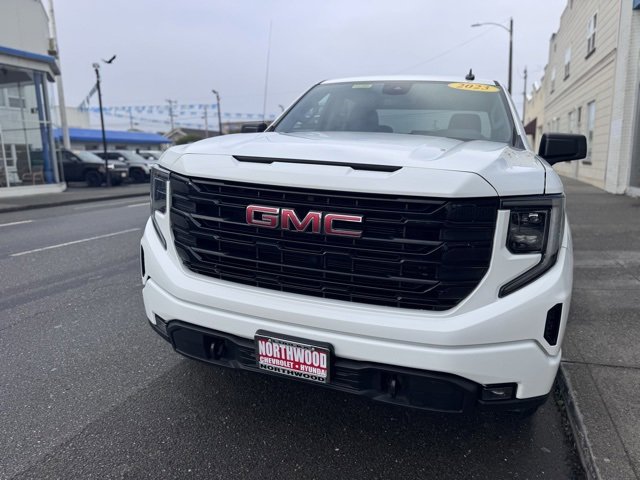 Used 2023 GMC Sierra 1500 Elevation image 3