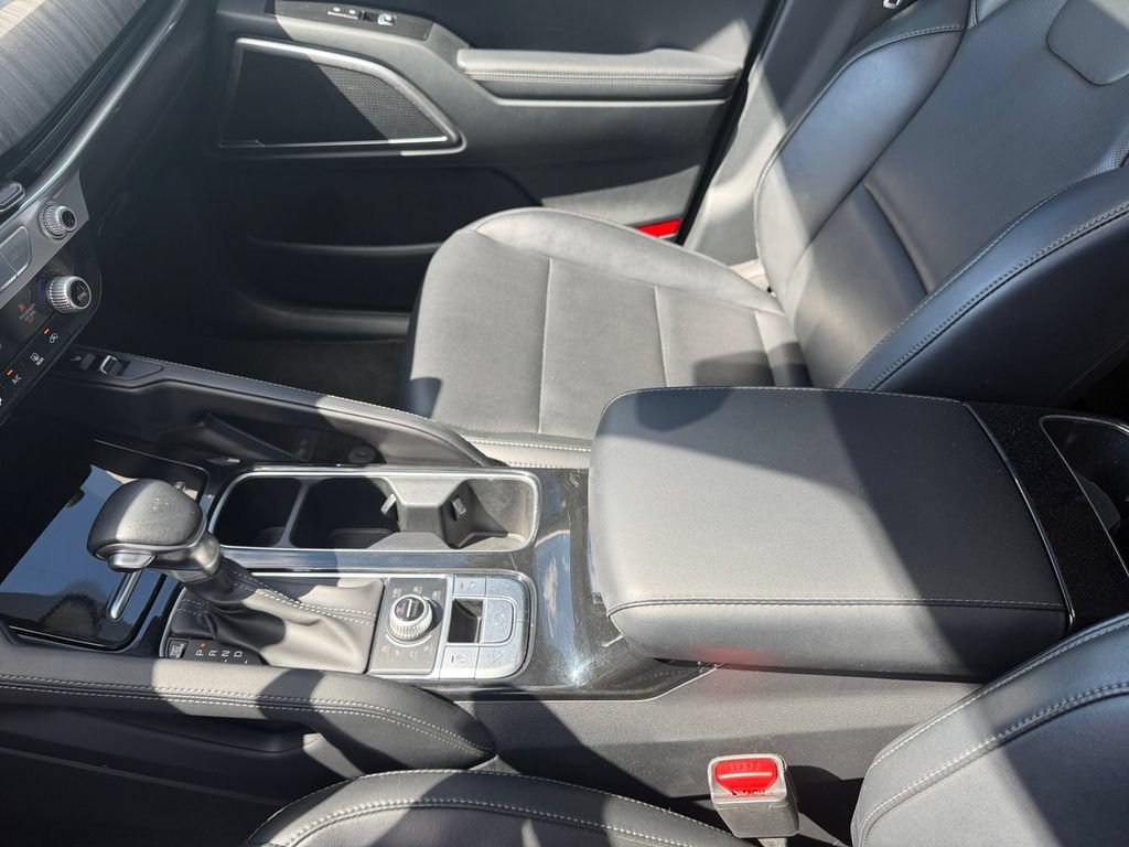 Used 2024 Kia Telluride EX AWD/4WD image 38
