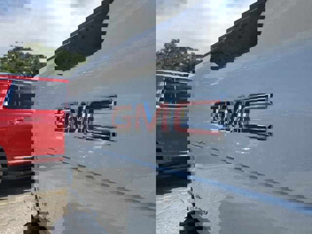 New 2026 GMC Sierra EV Elevation image 7