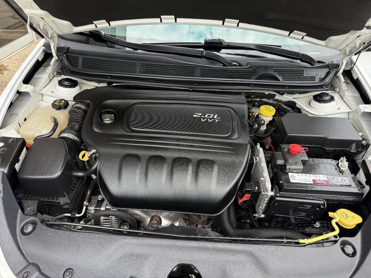 Used 2013 Dodge Dart SXT FWD image 16