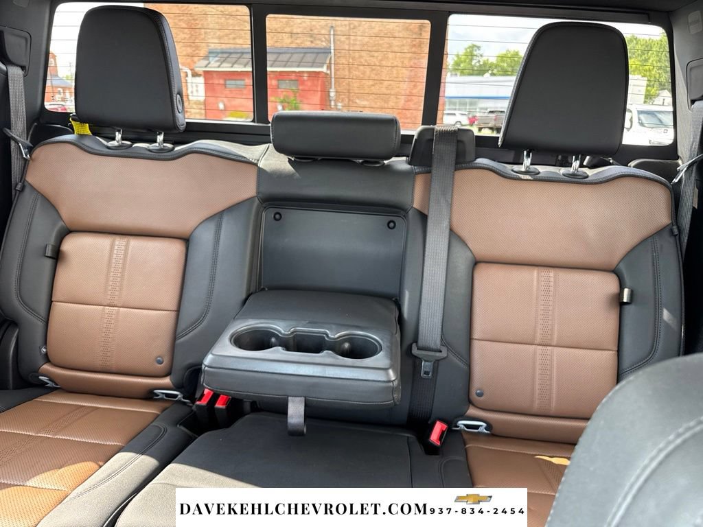 Used 2025 Chevrolet Silverado 1500 High Country w/ High Country Premium Package AWD/4WD image 25