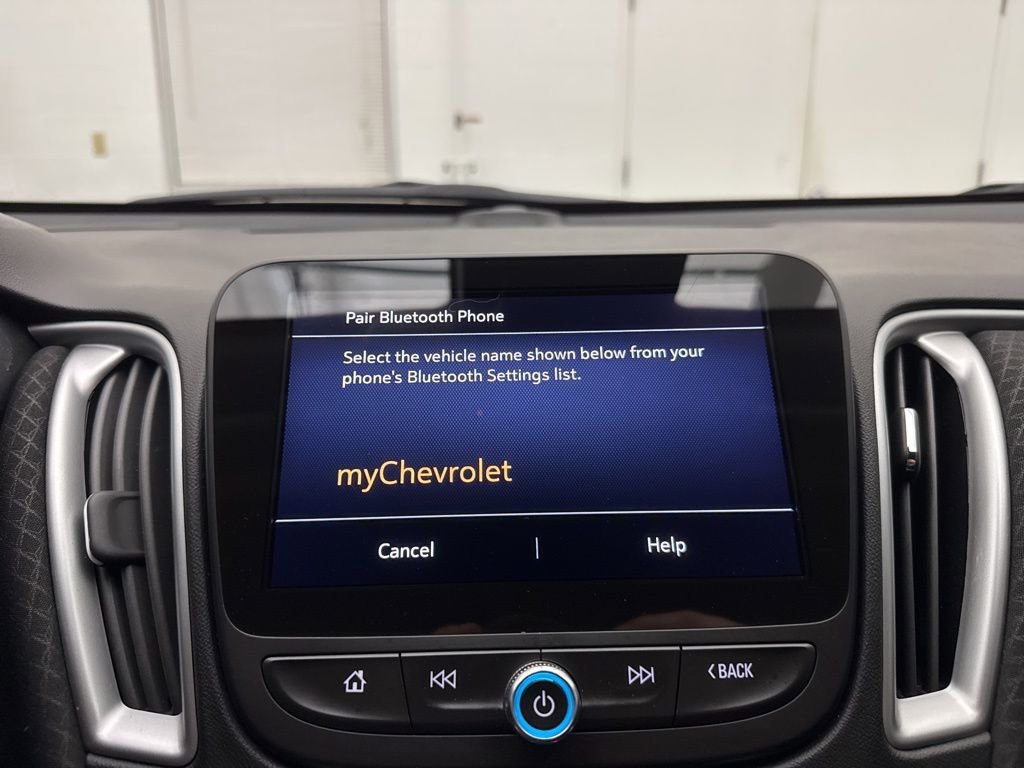 Used 2024 Chevrolet Malibu LT image 22