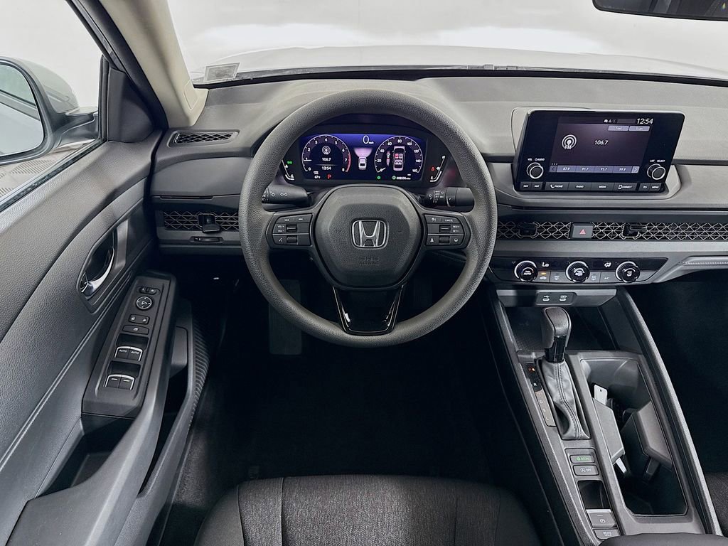 Certified 2023 Honda Accord LX image 17