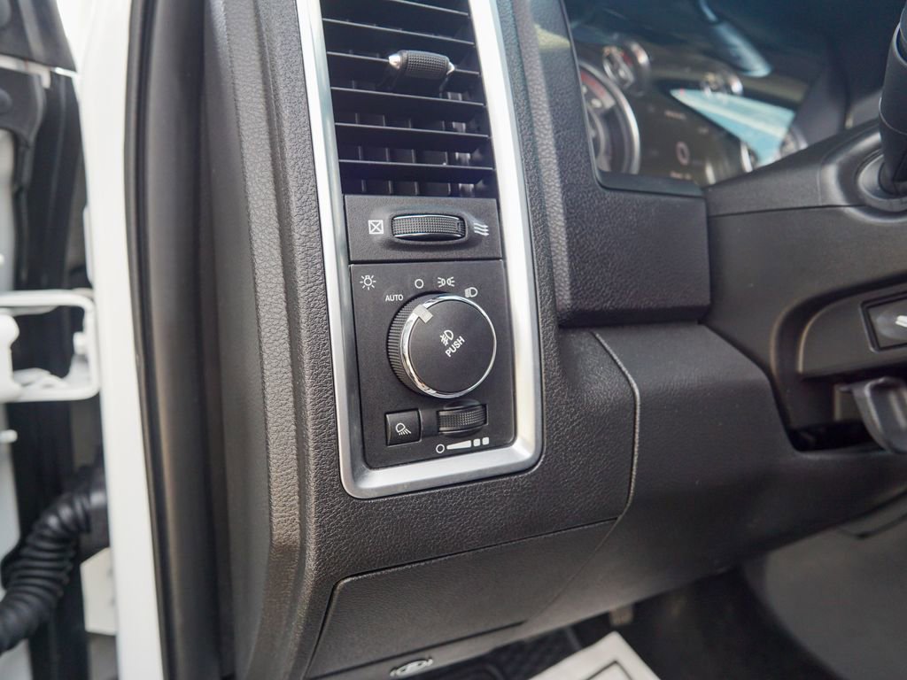 Used 2013 RAM 2500 Limited image 20