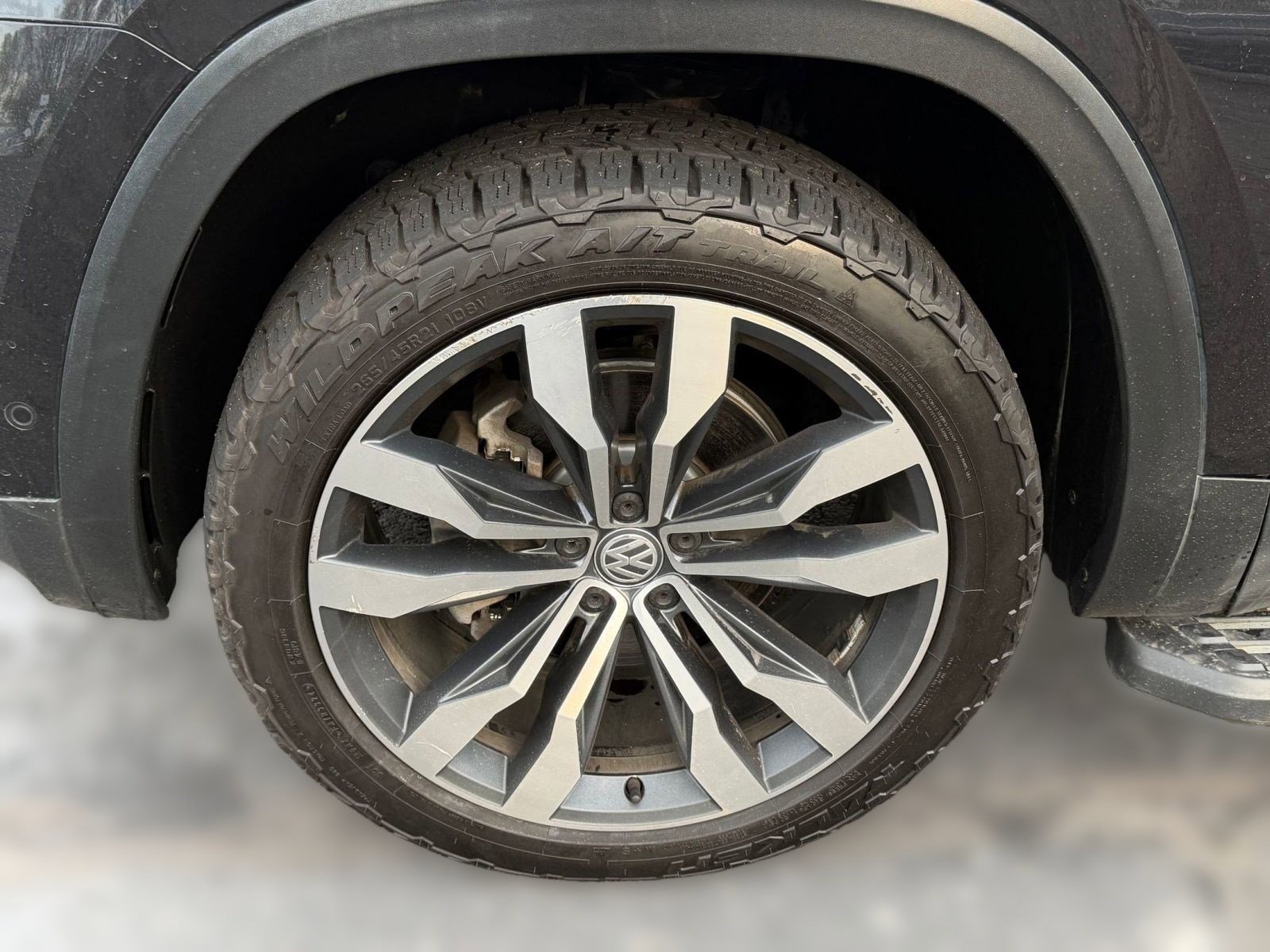 Used 2019 Volkswagen Atlas SEL Premium AWD/4WD image 9