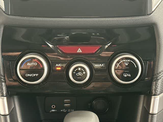 Used 2020 Subaru Forester Premium AWD/4WD image 15