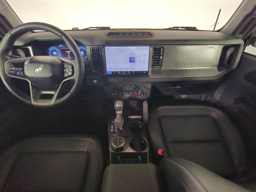 Used 2025 Ford Bronco Badlands AWD/4WD image 17