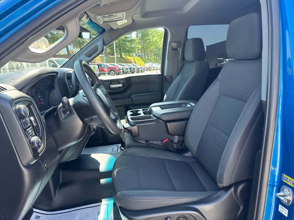 Used 2022 Chevrolet Silverado 1500 Custom w/ LPO, Dark Essentials Package AWD/4WD image 10
