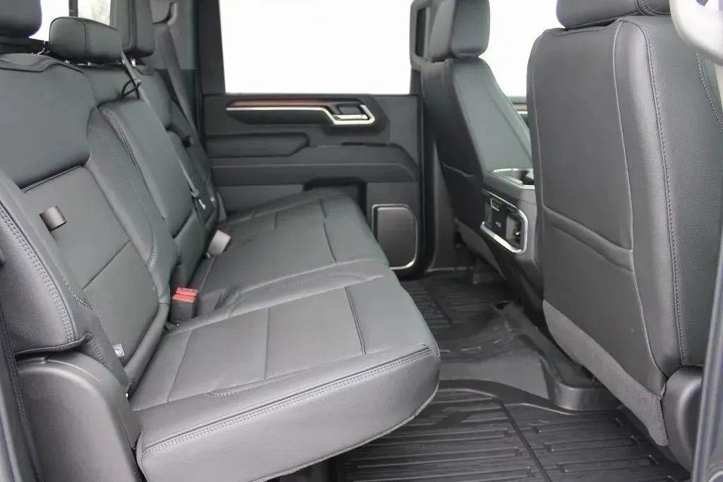 New 2026 GMC Sierra 3500 Denali image 21