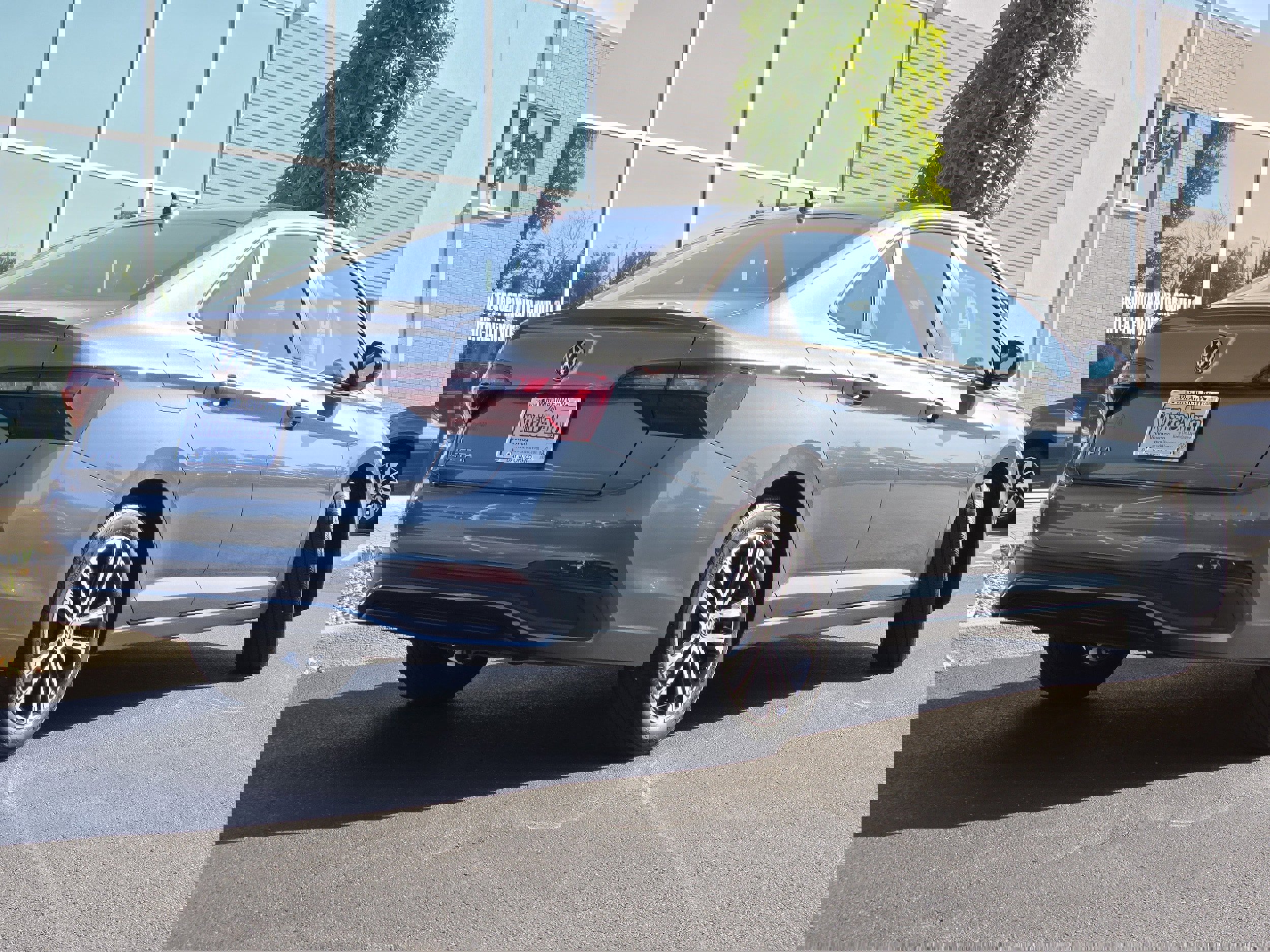 Used 2023 Volkswagen Jetta Sport image 21