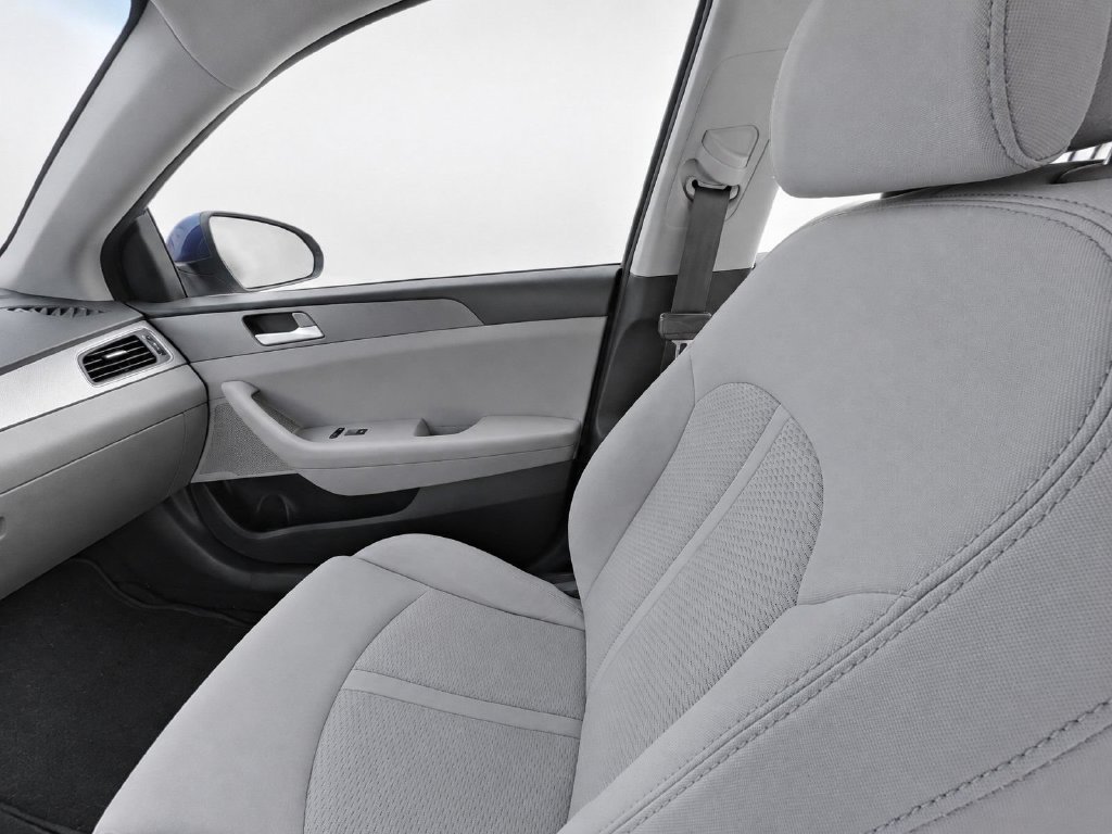 Used 2015 Hyundai Sonata SE FWD image 29